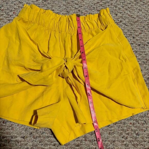 BCBGeneration Tie-Front Shorts Yellow- Size XS - Picture 8 of 11